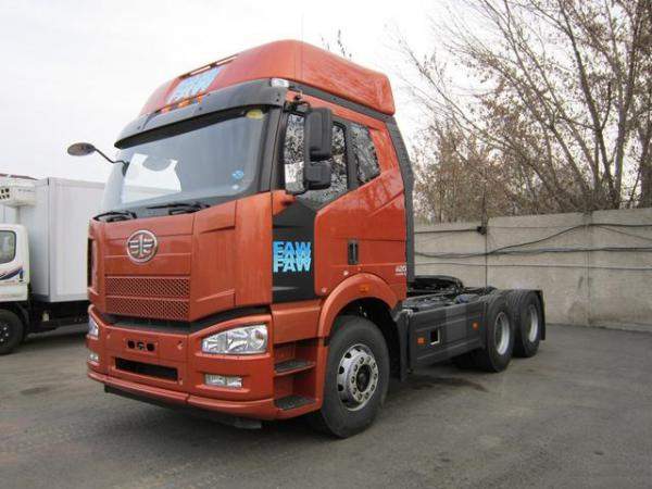 Седельный тягач FAW 6х4 CA4250P66K24T1A1E4