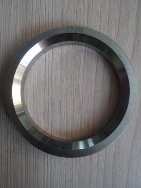 Седло выпусного клапана д49.78.52