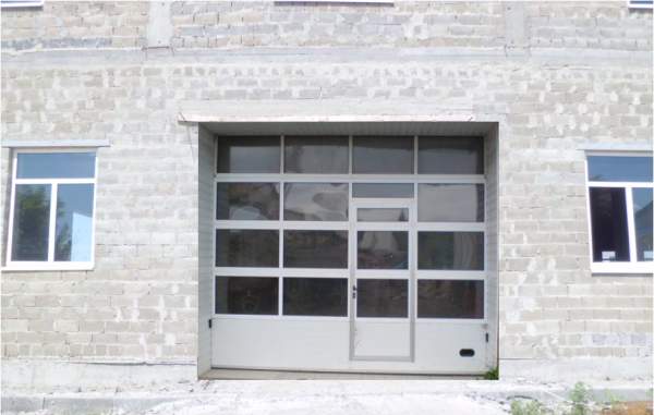 Секционные промышленные ворота Hormann