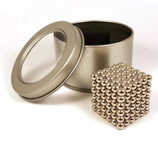 Серебристый неокуб - 216 шариков диаметром 5 мм.