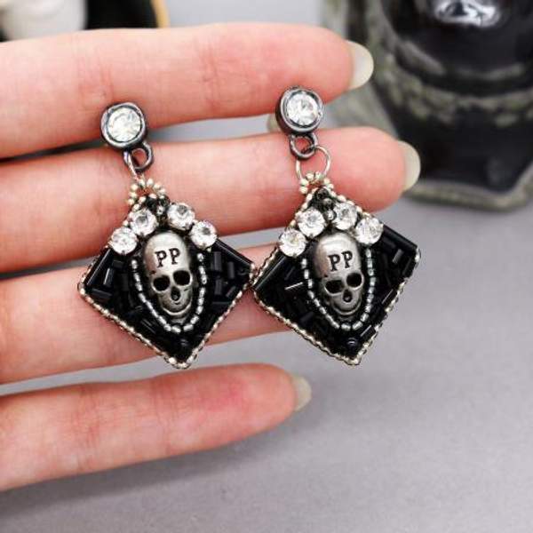 Серьги "ROCK с черепом" ручной работы от Maria Monid