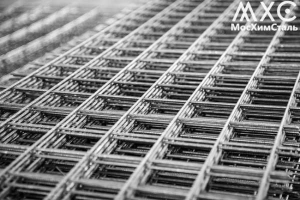 Сетка стальная тканая (ГОСТ 3826-82), плетеная (ГОСТ 5336-80), сварная (ГОСТ 23279-85), цельнометаллическая просечно-вытяжная (ЦПВС, ГОСТ 8706-78)