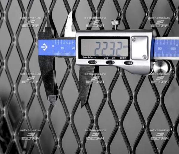 Сетка ЦПВС ХК 42х22, толщ 2 (мм), шаг 2 (мм), рулон 1250х6600 (мм)