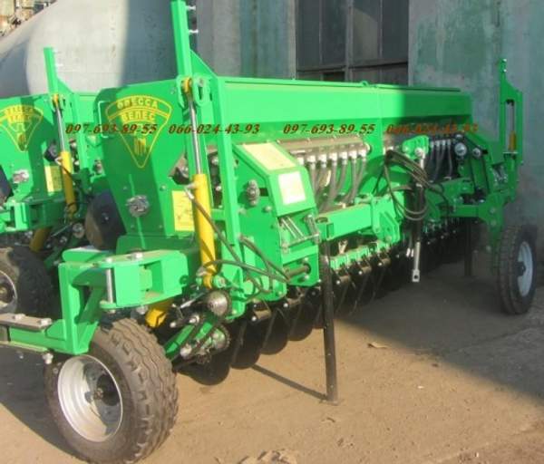 Сеялка Ника 4