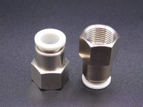 SF-EPCF 10G02 Фитинг прямой