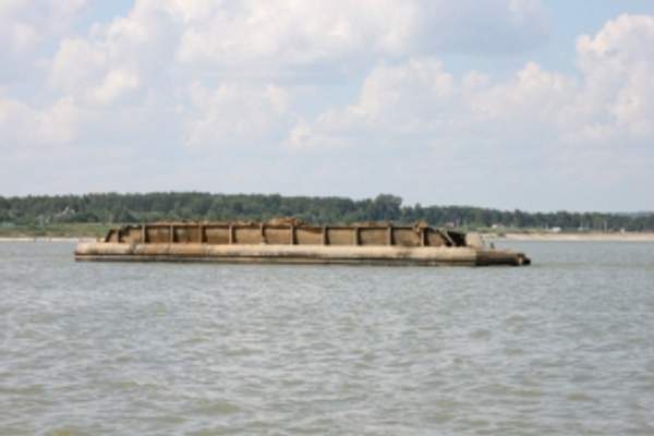 Шаланда (баржа) саморазгружающаяся.