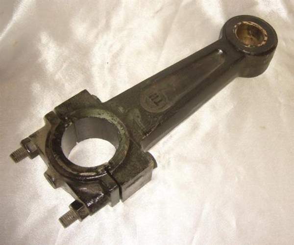 Шатун в сборе с крышкой растворонасоса СО-50А