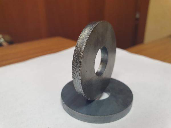 Шайба металлическая