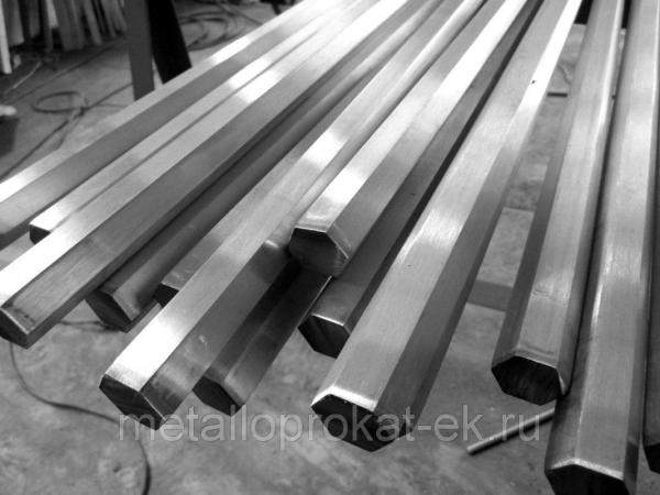 Шестигранник 19 мм Ст35 ГОСТ 2879-88