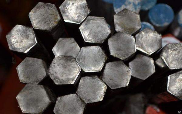 Шестигранник 22 мм 08-12X18Н10Т