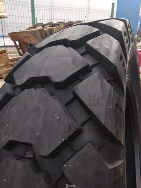 Шина 16.9-28 16PR TL QH608 SUPERGUIDER для экскаваторов