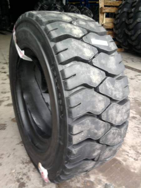 Шина 250-15 шинокомплект