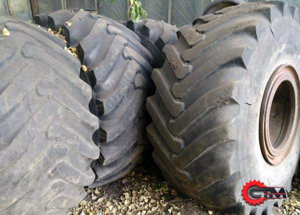 Шины бу на трактора Кировец 28.1-26R,28.1-25