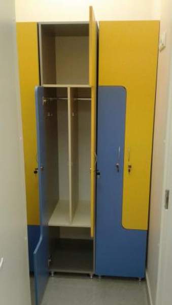 Шкаф для одежды для раздевалок спортивных фитнеса бассейнов АНТАРЕС-2 четырехдверный