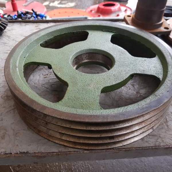 Шкив роторной косилки (большой) 4Х ручейный 1,65М