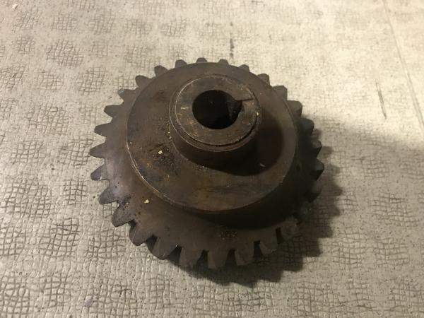 Шкода-275 (Skoda 6L27,5 A2L) Ведомое коническое колесо регулятора 009-Dm 21095