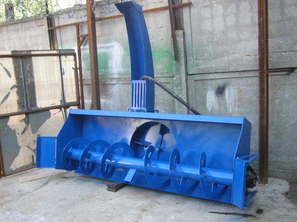 Шнекороторный сгегоочиститель для фронтального погрузчика