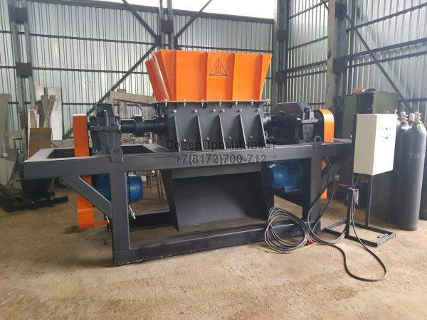 Шредер промышленный двухвальный ШДП-2000 (универсальный измельчитель отходов)