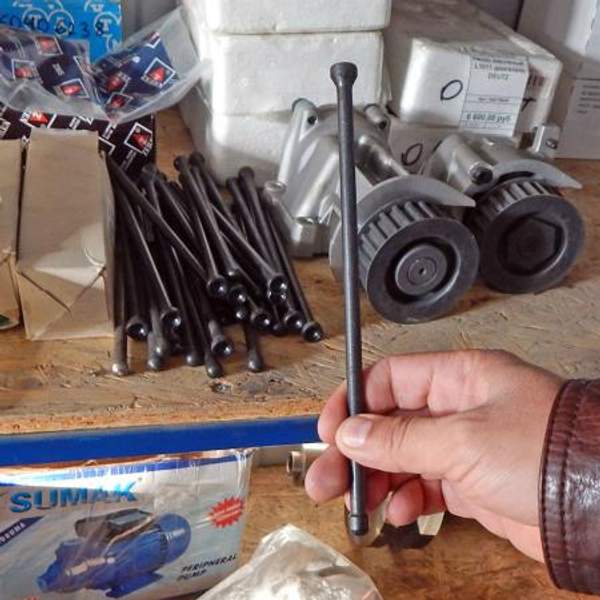 Штанга клапана двигателя DEUTZ