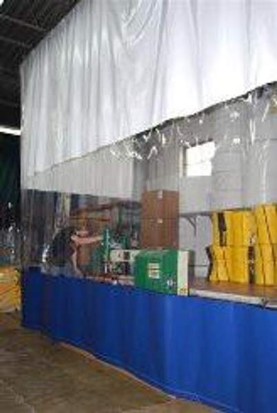 Штора ПВХ для автомойки со вставкой