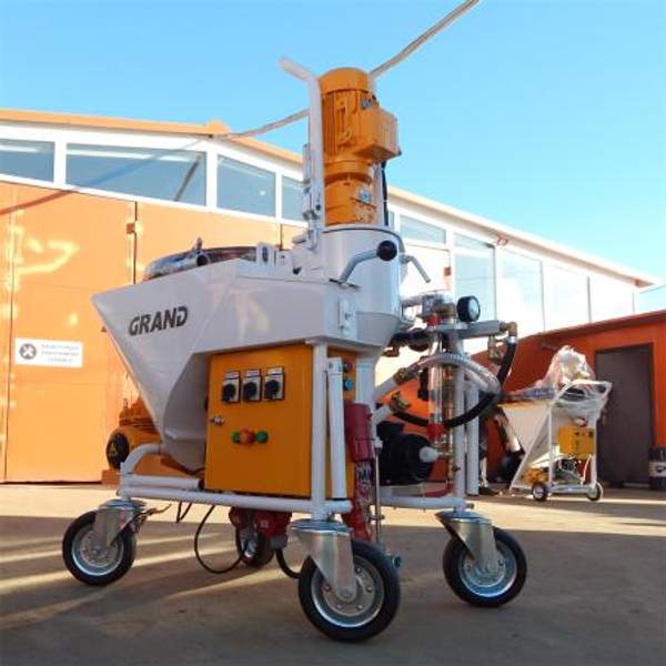 Штукатурная станция GRAND '4