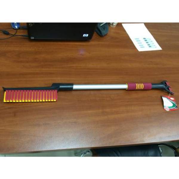 SINTEC Щетка для снега со скребком 55 см Sintec