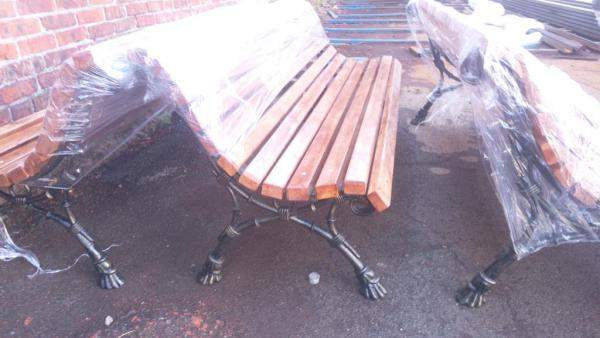 Скамейки, лавки, банкетки садово-парковые из чугуна