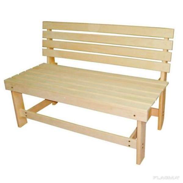 Скамья деревянная