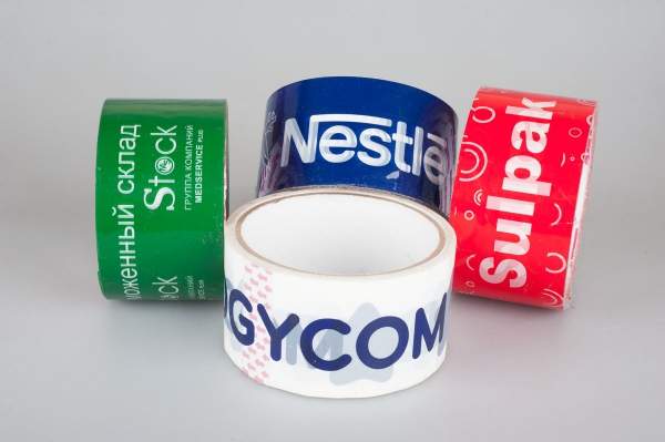 Скотч с логотипом 50мм*66м*45мкм* 2 цвет*прозрачн фон