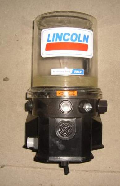 Смазка автоматическая 24V для бетононасоса