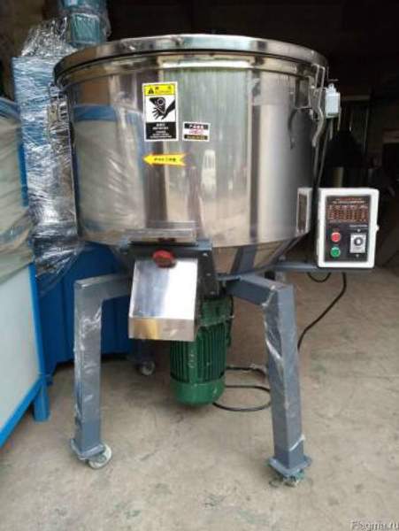 Смеситель вертикальный 200