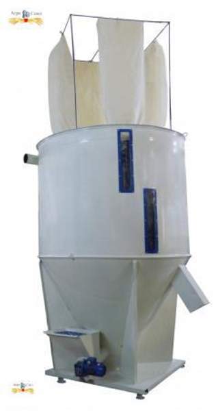 Смеситель вертикальный шнековый. Смеситель для зерна. Зерносмеситель