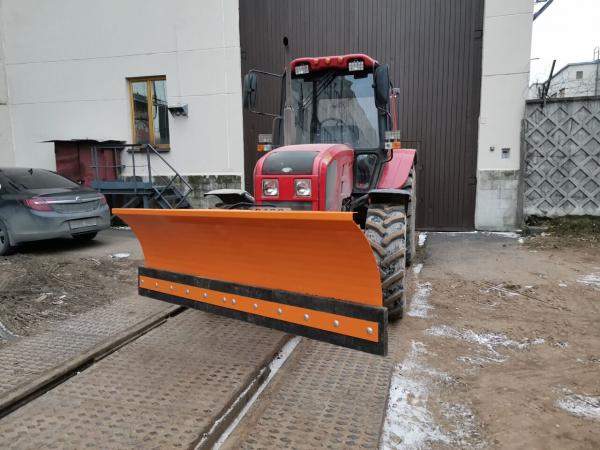 Снежный передний поворотный отвал ОС 1900