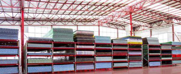 Сотовый поликарбонат Для Теплиц 3,4,6,8,10 мм прозрачный и цветной. 2-ая УФ защита. Гарантия 10 лет. Доставка по всей области. Размер листа 2,1х6м. Все комплектующие для монтажа в наличии.