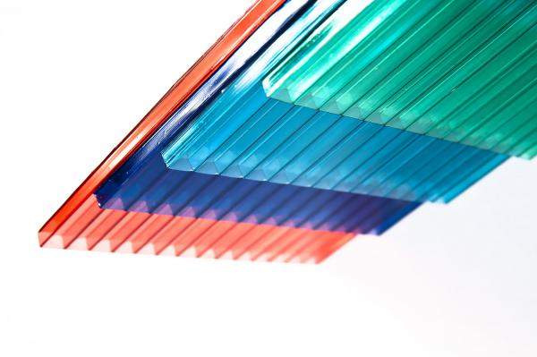 Сотовый поликарбонат от 4 до 10мм. Прозрачный и цветной. ВсеТеплицы №43