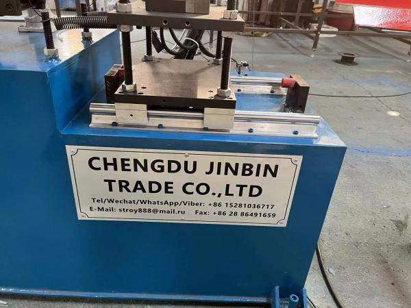 Станок для изготовления профилей для крепления клинкера