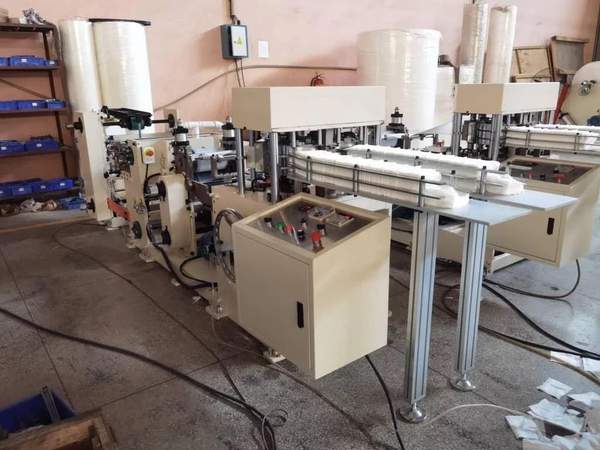 Станок для производства салфеток L сложения