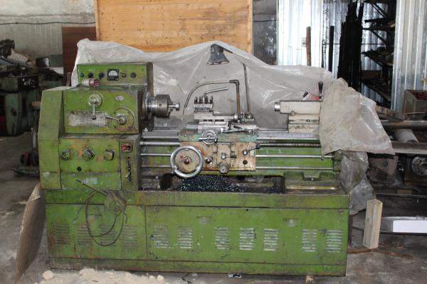 Станок токарный УТ 16