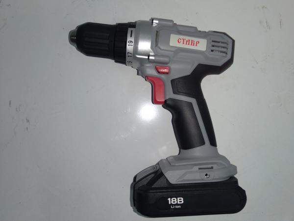 Ставр ДА-18/2ЛК Дрель-шуруповерт аккумуляторная 18 Вольт, 0-350/ 0-1250 об/мин, 33/19 Нм, 1,5 Ач(Li-