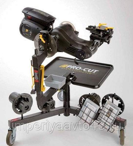 Стенд для проточки тормозных дисков с гироскопом PRO-CUT PFM 9.1 DRO