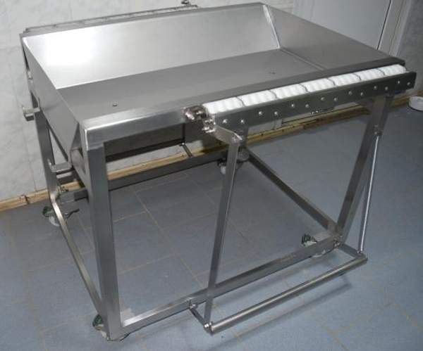 Стол для наколки рыбы