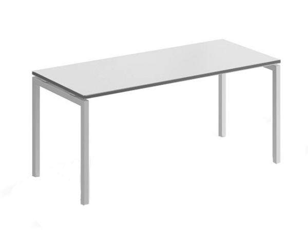 Стол на металокаркасе