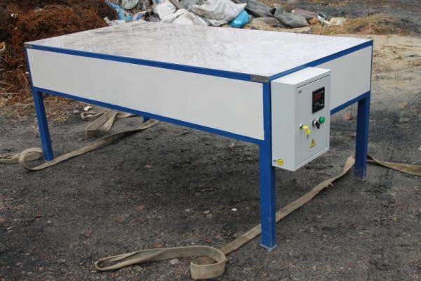 Стол технологический для подогрева масс