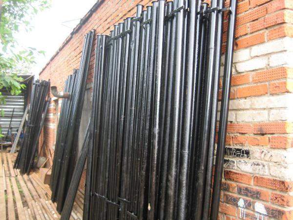 Столб D42мм с крючком 3,0м