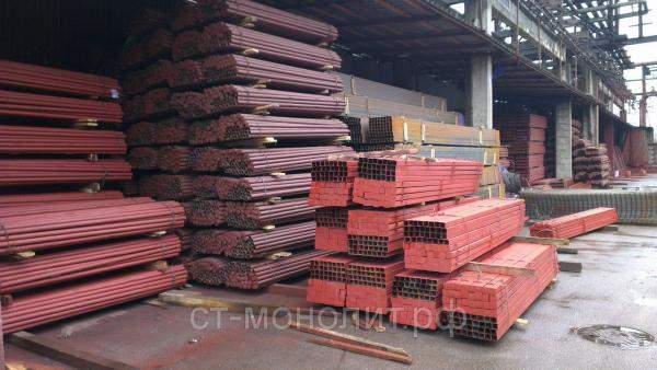 СТОЛБЫ ЗАБОРНЫЕ С ГРУНТОВЫМ ПОКРЫТИЕМ