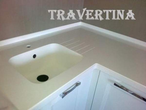 Столешница для кухонного гарнитура из искусственного камня аглокварца