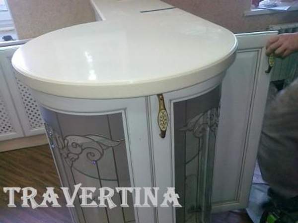 Столешницу из кварцевого агломерата