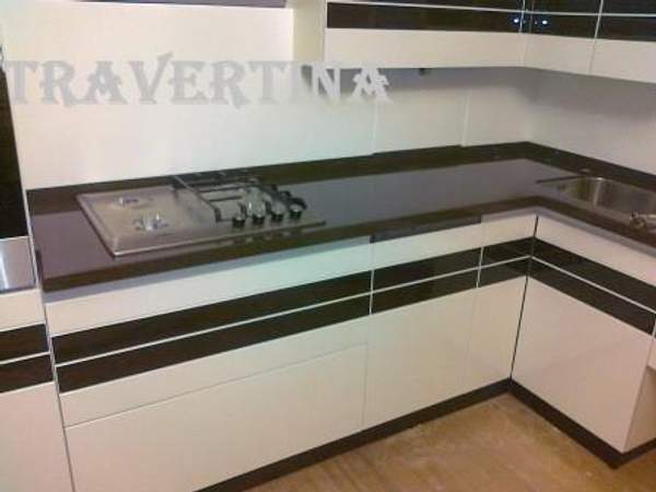 Столешницы из кварцевого камня