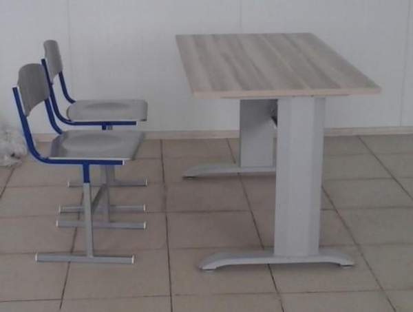 Стул ученический классик