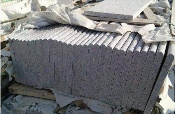 Ступени из камня гранитные для крыльца 1200*320*20 термообработка